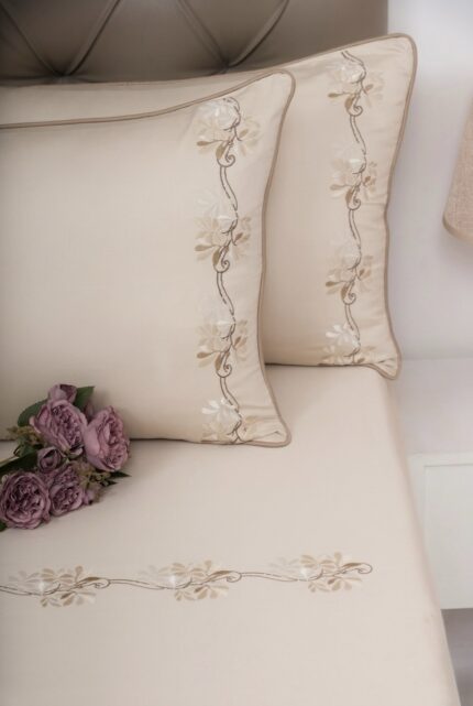Beige Floral 600 TC King bedsheet with 2 pillow cover
