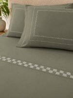 100% cotton Bedsheet with 2 pillow cover