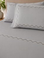 100% Cotton Bedsheet with 2 Pillow Cover