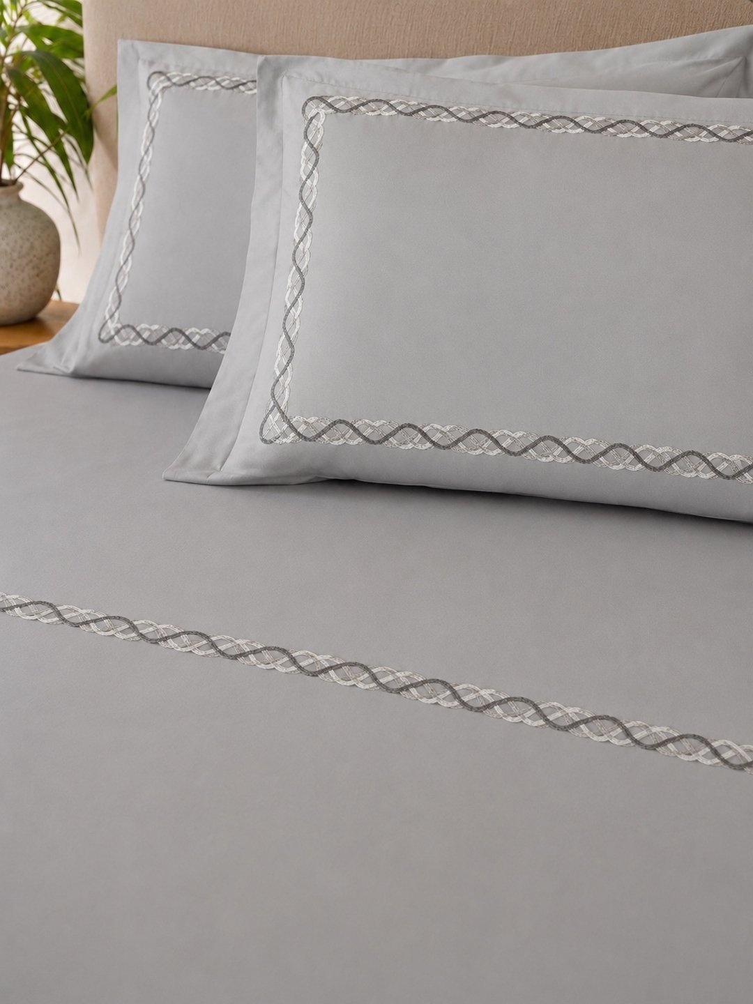 IMG_2462 100% Cotton Bedsheet with 2 Pillow Cover - Image 1